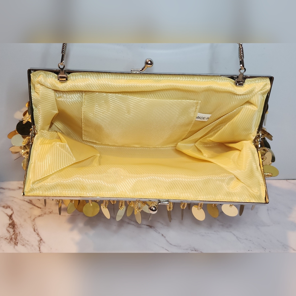 Gold beaded Go Go clutch - Picture 2 of 3